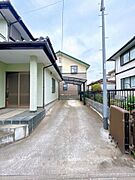 【期間限定現況販売】駐車スペース写真。縦列2台駐車可能です。