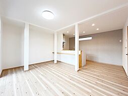 みどり市大間々町大間々　戸建て 4LDKのリビング/ダイニング