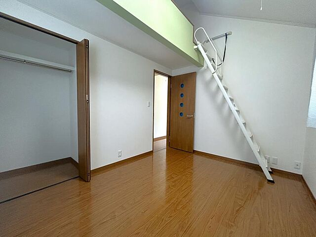 室内 伊勢崎市三室町4335-12