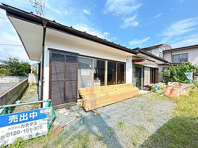 外観:【リフォーム中写真8/2更新】価格には消費税、リフォーム費用を含みます。リフォーム中でもご案内可能。内覧希望の方はお電話ください。 外観:【リフォーム中写真8/2更新】価格には消費税、リフォーム費用を含みます。リフォーム中でもご案内可能。内覧希望の方はお電話ください。