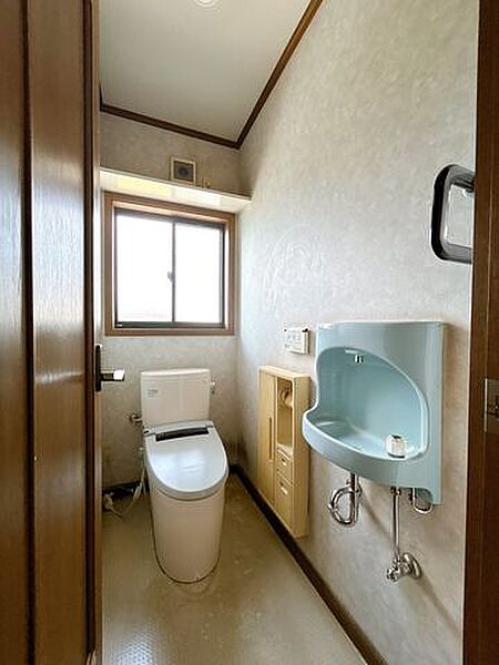 トイレを拡大表示