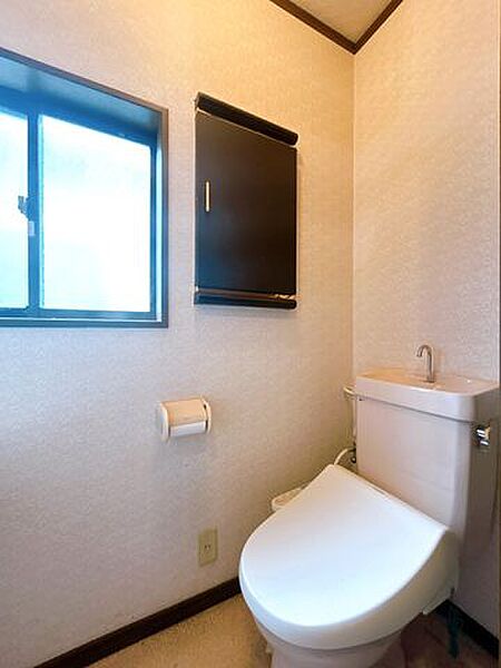 トイレを拡大表示