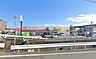 周辺：業務スーパー西沢田店まで徒歩3分。 190m