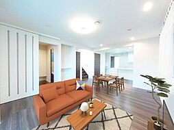 知多郡武豊町字道仙田　戸建て 4LDKのリビング/ダイニング