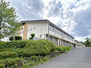 中津川市立坂本中学校まで徒歩約36分、約2.8ｋｍです。 2800m