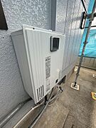 【リフォーム済】給湯器は新品に交換。自身で交換するとそれなりに費用がかかるので新品だと安心です。