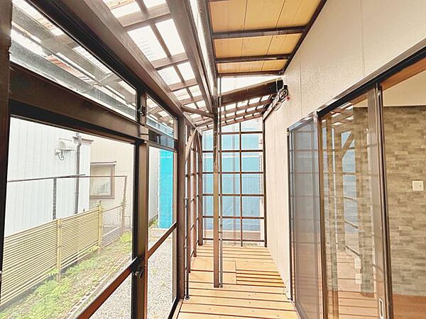 バルコニーを拡大表示