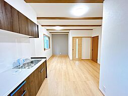 坂井市丸岡町南横地　戸建て 2SLDKのリビング/ダイニング