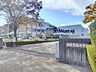 周辺：【周辺環境/中学校】社中学校まで約800m（徒歩約10分）になります。