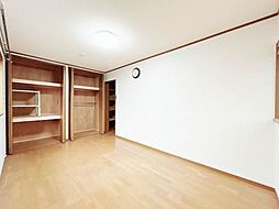 寝室の画像