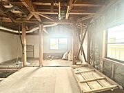 【リフォーム中】2階の和室は約6.5帖の収納付き洋室に間取り変更を行います。2階にもたっぷり収納できるスペースがあるのはうれしいですね。