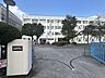 周辺：【周辺環境】広島市立五日市中学校まで約750ｍ（徒歩10分）です。
