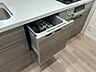 その他：【リフォーム済】キッチンには食洗機がついています。キッチン内蔵型なのでスッキリしてみえますね。