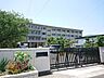 周辺：松山市立三津浜中学校まで約1950メートル（徒歩25分）。