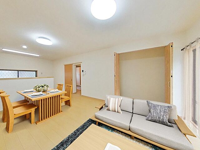 リビング/ダイニング 高知市若草町1-21-10