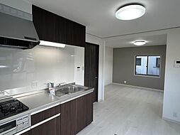 大洲市東大洲　戸建て 3LDKのリビング/ダイニング