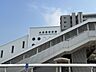 周辺：糸島高校前駅(JR九州 筑肥線) JR筑肥線「糸島高校前」駅まで徒歩7分（約500Ｍ）です。渋滞を気にせず移動できますので便利ですね。