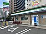 周辺：ファミリーマート福岡平尾駅前店 コンビニ「ファミリーマート」福岡平尾駅前店まで約290M（徒歩4分）です。コンビニは24時間営業なので、近くにあると便利ですよ。