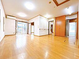 佐世保市小島町　戸建て 4SLDKのリビング/ダイニング