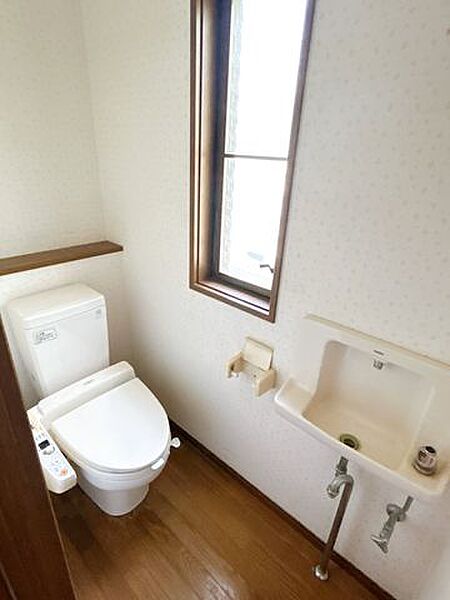 トイレを拡大表示