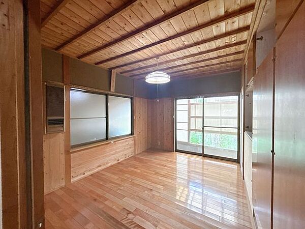 室内