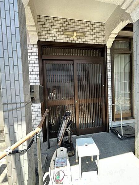 玄関