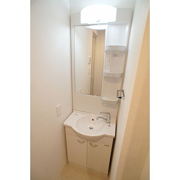 LIME RESIDENCE MINAMI GYOTOKU