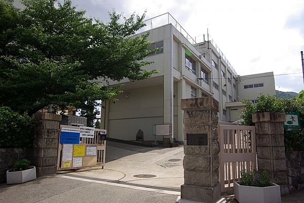 画像24:【中学校】宝塚市立　宝梅中学校まで1502ｍ