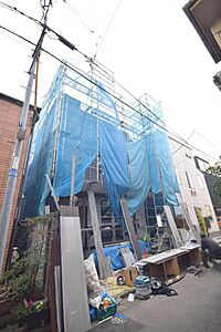 外観：■広々18帖以上のＬＤＫが自慢の新築3階建て戸建