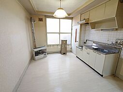 コーポかえで 2 1階1DKのリビング/ダイニング