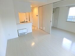 エンバシープレイス 701 7階1LDKのリビング/ダイニング