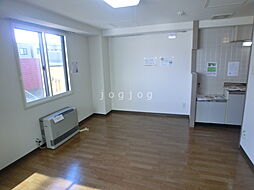 グレースコート石山通 201 2階1LDKのリビング/ダイニング