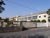 陽北中学校　3107ｍ/徒歩39分、車8分