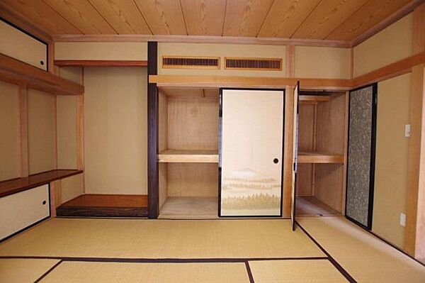 室内