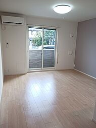 グランレジデンス 106 1階ワンルームのリビング/ダイニング