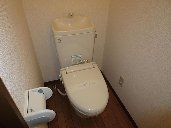 画像6:暖房便座付きトイレ