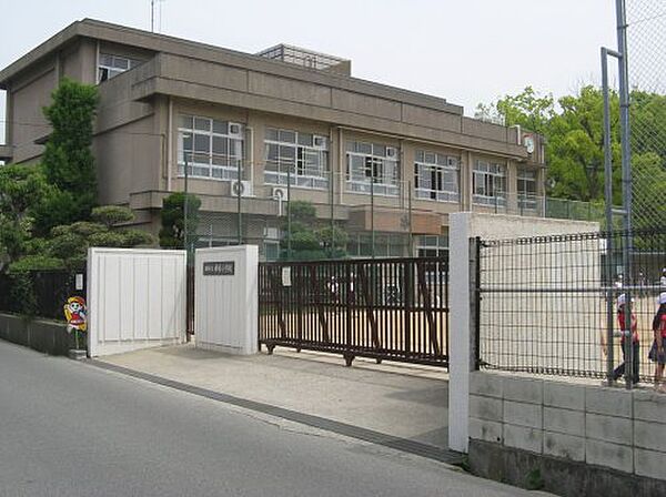画像23:【小学校】姫路市立大津茂小学校まで939ｍ
