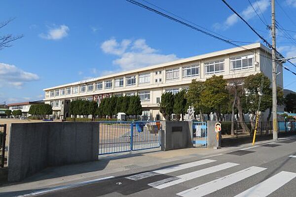 画像22:【小学校】姫路市立広畑第二小学校まで1044ｍ