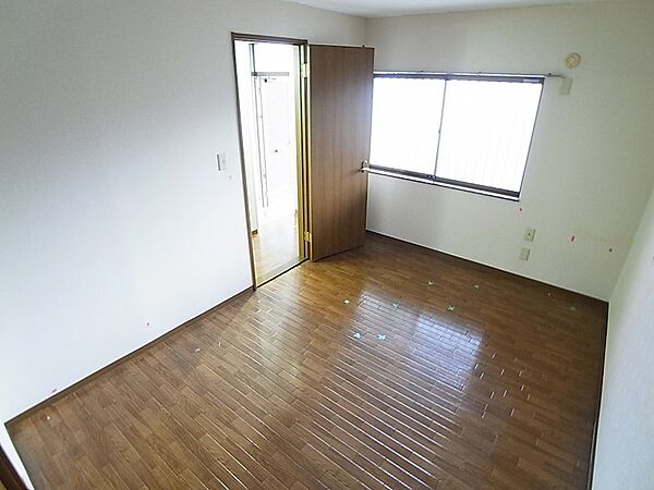 detached 埼玉県三郷市戸ケ崎2251-1

地図を見る