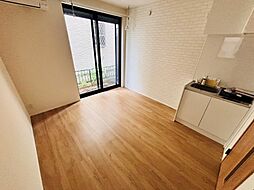 ベレガンス新鎌ヶ谷II 102 1階ワンルームのリビング/ダイニング