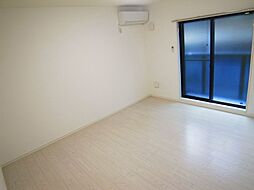 CAREL新鎌ヶ谷 106 1階1Kのリビング/ダイニング