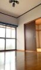 テラス染谷 2LDKのリビング/ダイニング