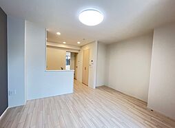 Fleuve 102 1階1LDKのリビング/ダイニング