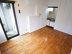 オリバーハウス1 206 2階ワンルームのリビング/ダイニング