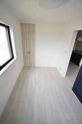 Pera六実 203 2階1DKのリビング/ダイニング