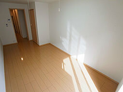 グレイスカレント2 103 1階1Kのリビング/ダイニング