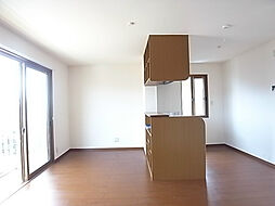 グランモアB 202 2階2LDKのリビング/ダイニング