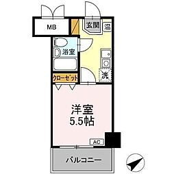 コンフォール小泉 1階