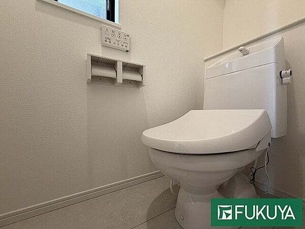 トイレを拡大表示