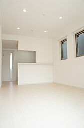 リブリ・緑ヶ丘I 102 1階2LDKのリビング/ダイニング